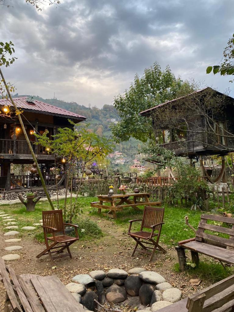 Aparthotel Zeni De Vore Serender & House à Rize Extérieur photo