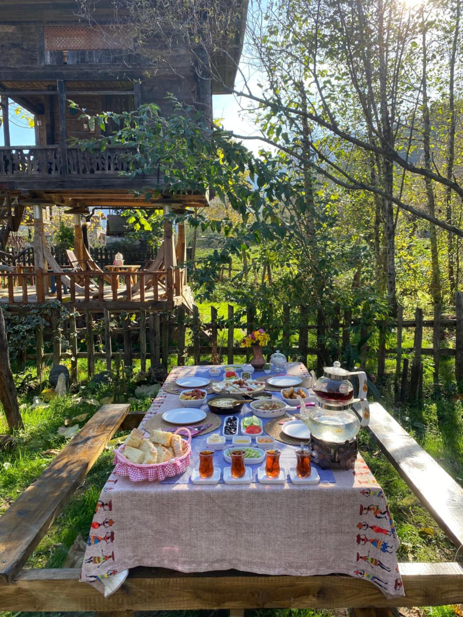 Aparthotel Zeni De Vore Serender & House à Rize Extérieur photo